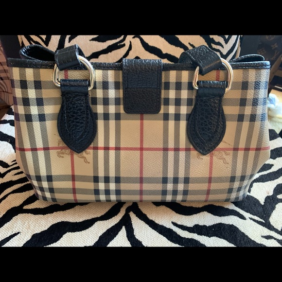 Now $120 PRICE DROP Burberry Haymarket - Picture 9 of 14